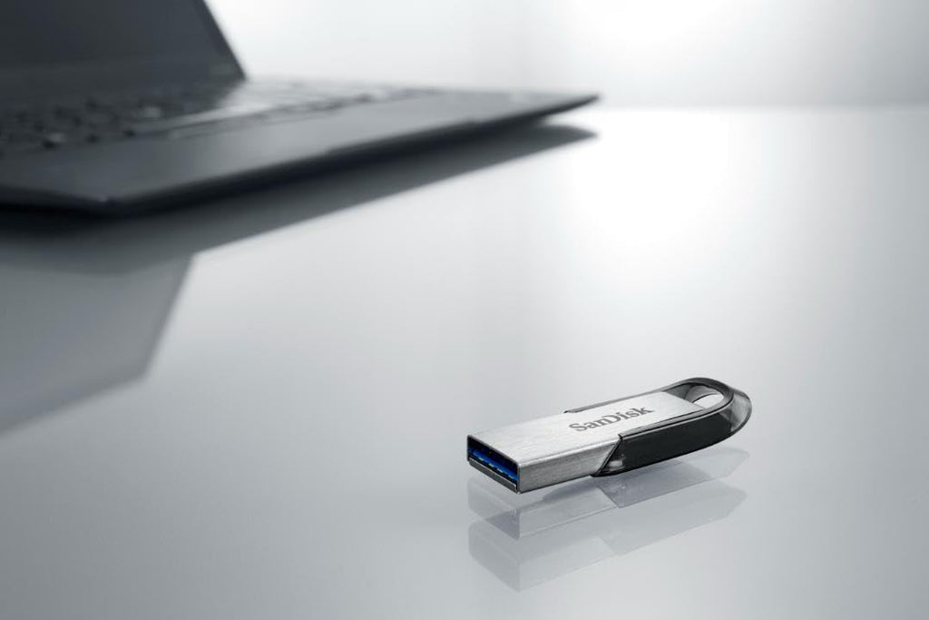 SanDisk 128GB Ultra Flair USB 3.0 Flash Drive USB stick, Memory stick with transfer speeds up to 150 MB/s, Password protection, Durable, Sleek Metal Casing Silver/Black