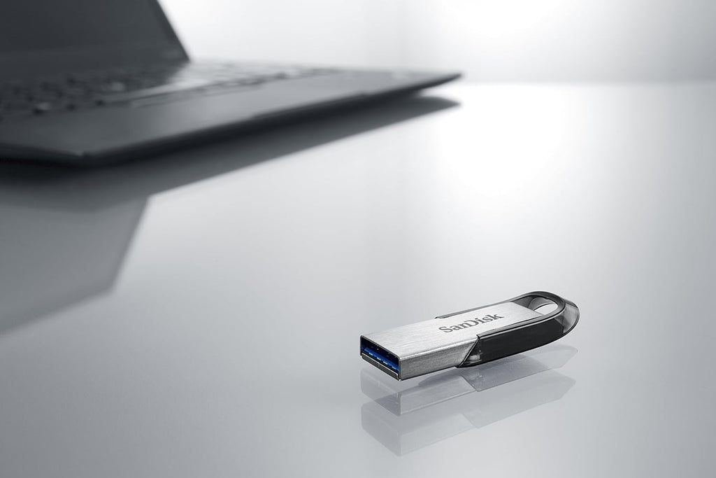 SanDisk 128GB Ultra Flair USB 3.0 Flash Drive USB stick, Memory stick with transfer speeds up to 150 MB/s, Password protection, Durable, Sleek Metal Casing Silver/Black