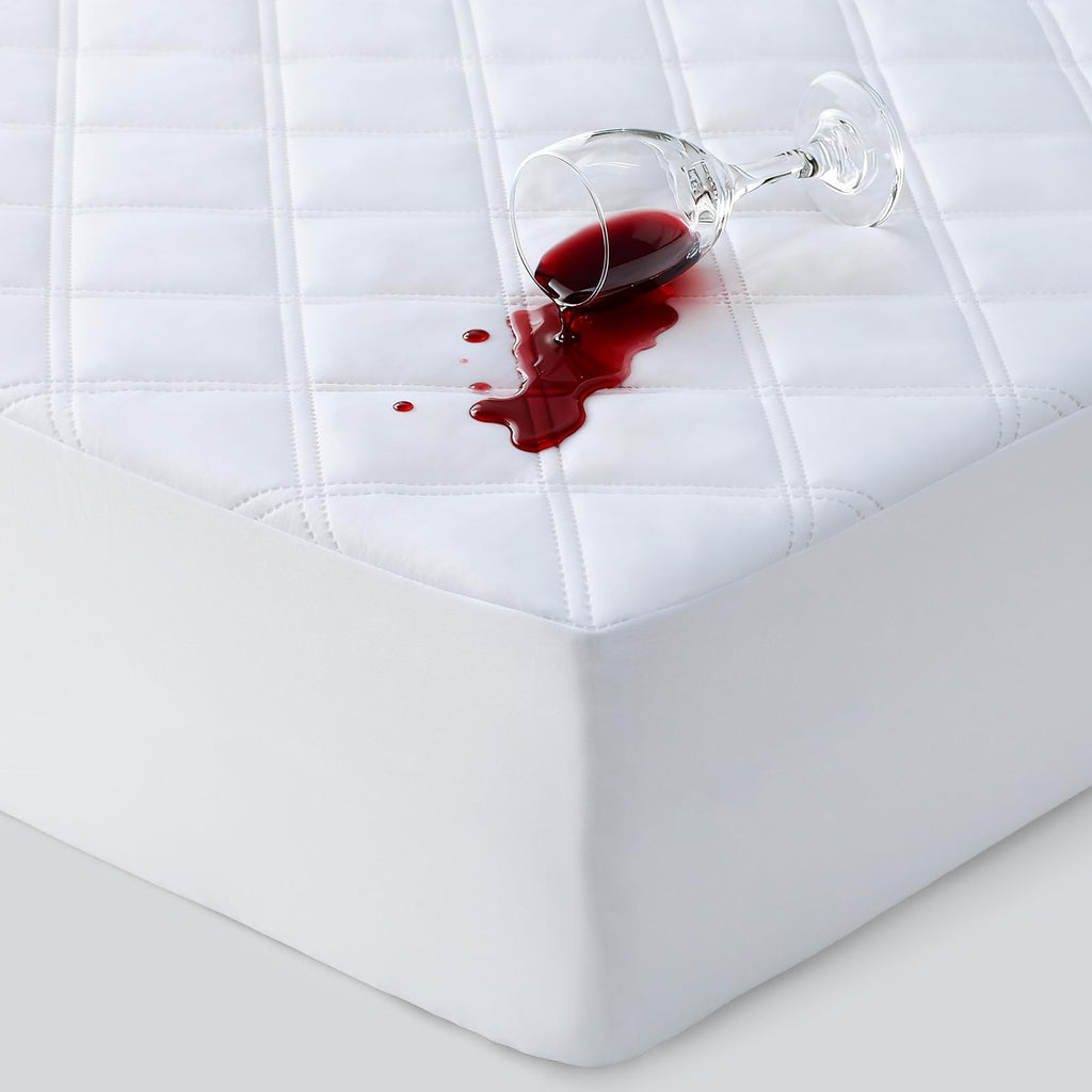 Yoofoss Waterproof Cot Bed Mattress Protector 120 x 60 cm Breathable Toddler Bed Mattress Protector Comfortable Noiseless White