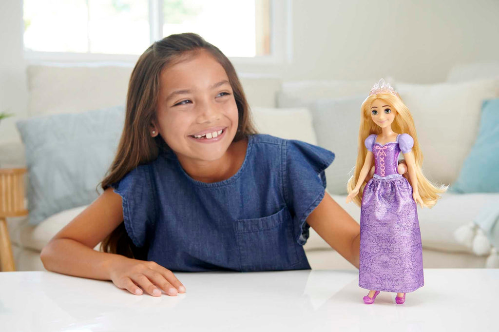 Mattel Disney Princess Merida Fashion Doll in Signature Look