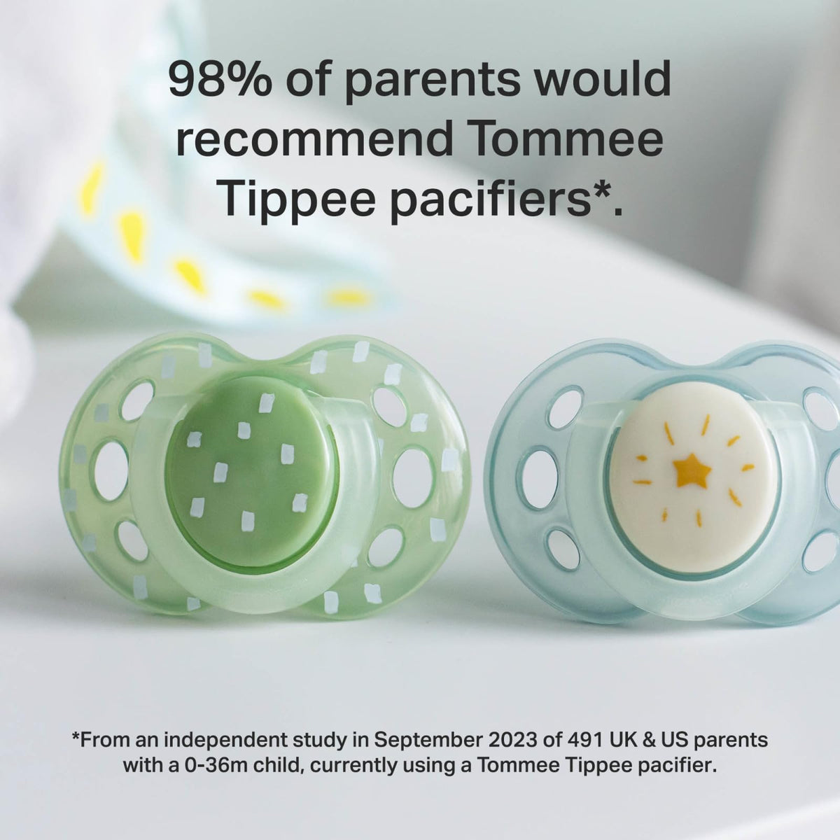 Tommee Tippee NightGlow Dummy Orthodontic 18-36m Pack of 4