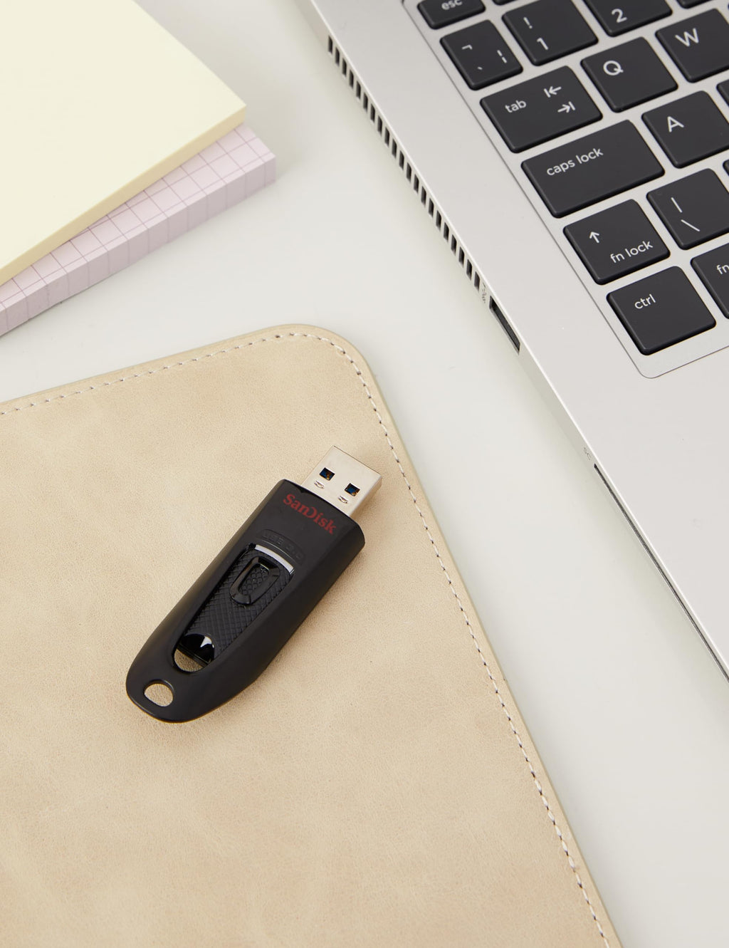 SanDisk 32GB Ultra USB 3.0 Flash Drive, USB stick, memory stick with transfer speeds up to 130MB/s, Password protection, RescuePRO Deluxe software for data recovery, Triple Pack, Black
