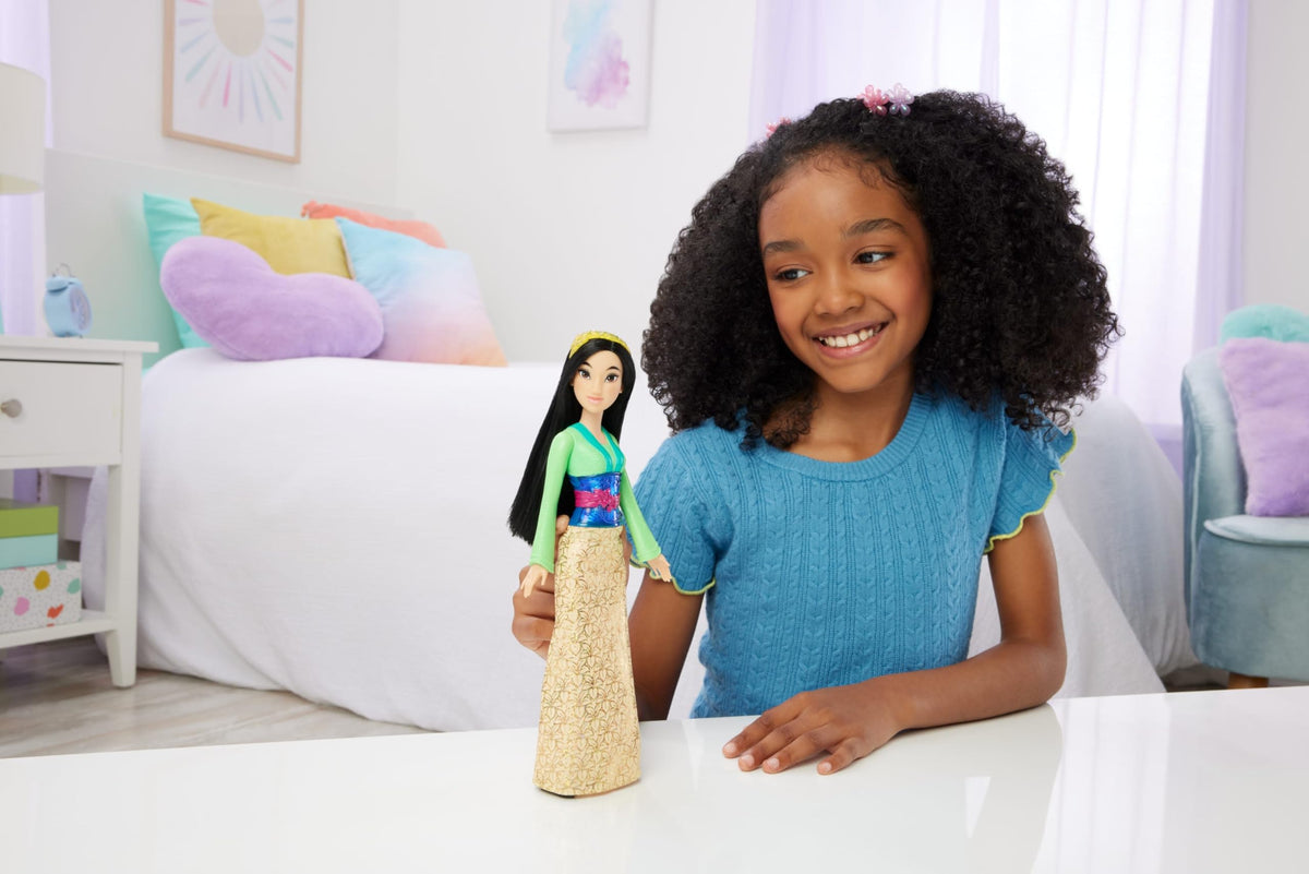 Mattel Disney Princess Merida Fashion Doll in Signature Look