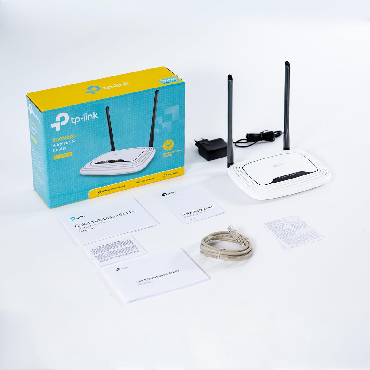 New TP-Link TL-MR100P Portable 4G Router with SIM Slot, Travel WiFi
