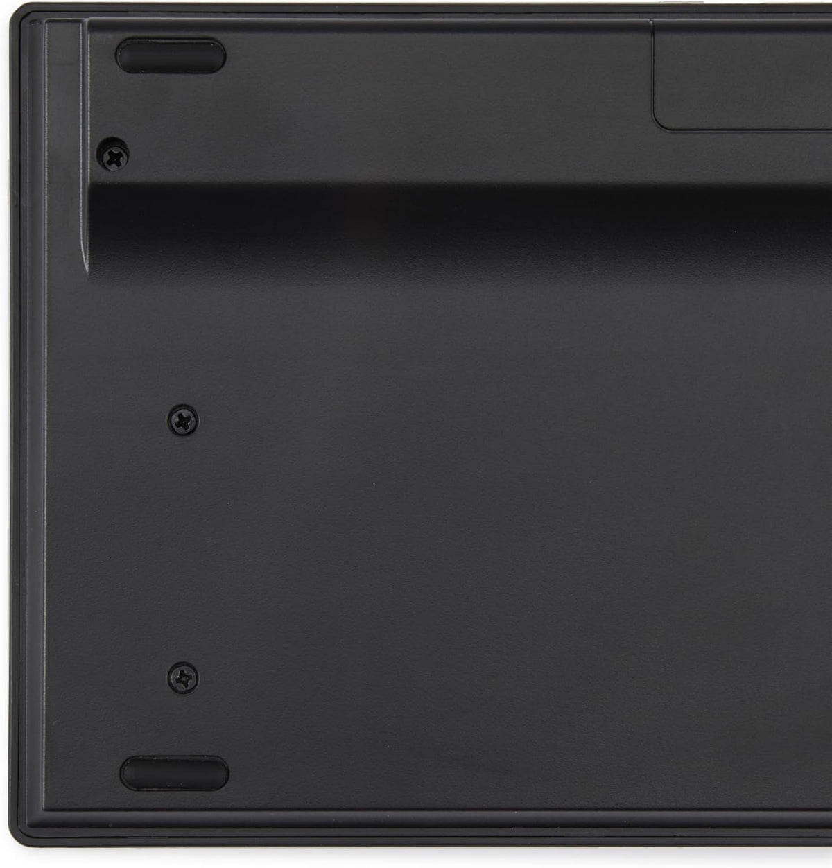 Amazon Basics Full size Wired Keyboard Compatible with Laptop PC Tablet, USB Plug-and-Play, QWERTY UK Layout, Matt Black