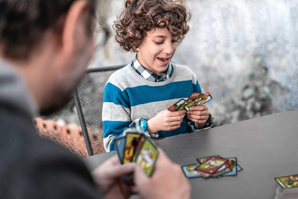 Mattel Games UNO Minecraft Card Game with Storage Tin,Ages 7+