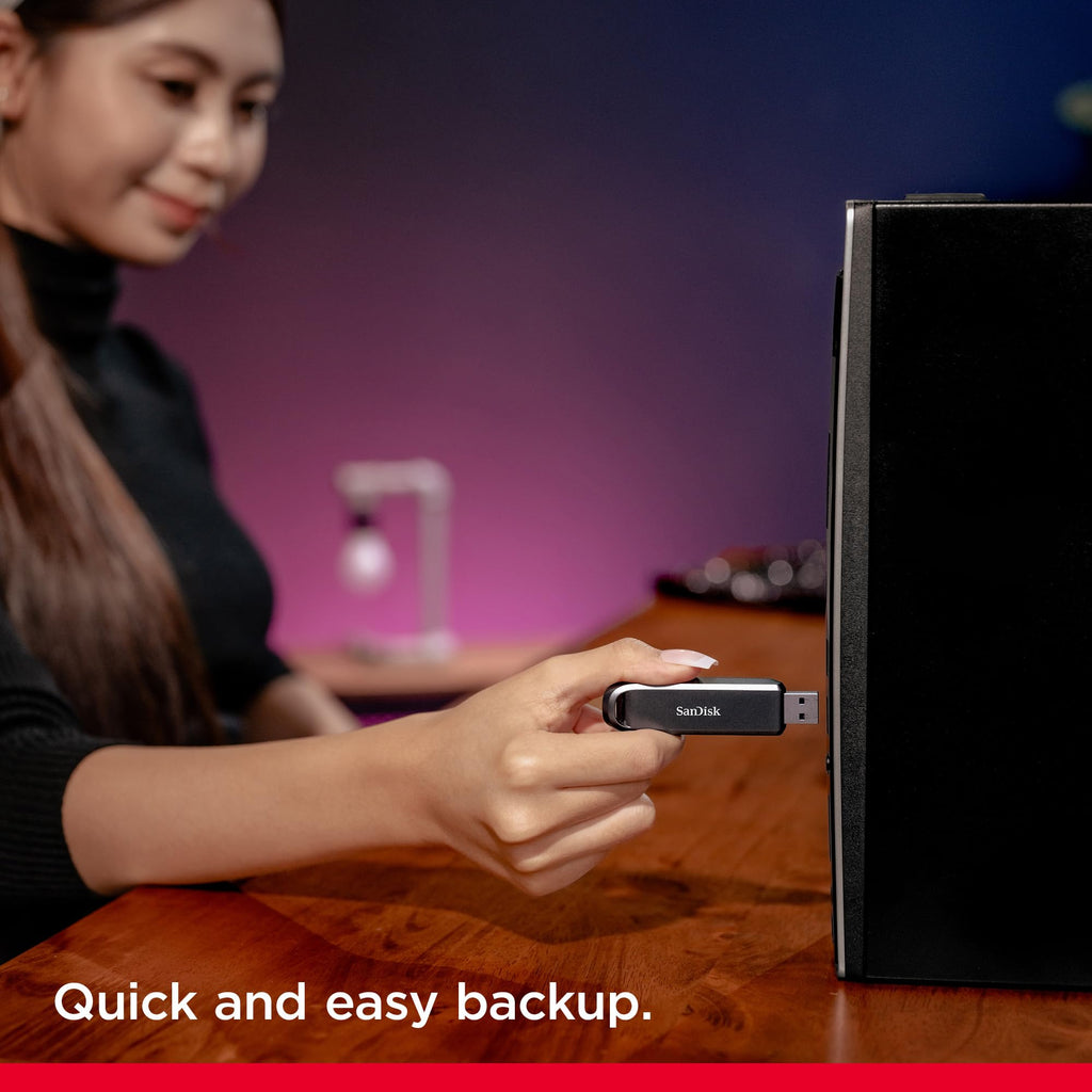 SANDISK Ultra Fit 128GB, USB-A Flash Drive, Up to 400MB/s Read Speeds