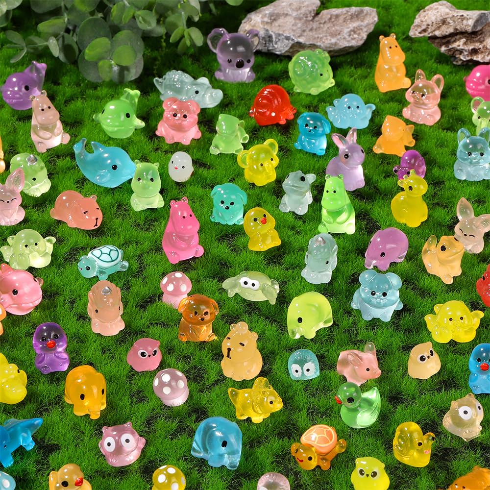 DIYDEC 24pcs Luminous Christmas Mini Resin Tree Figures Toys