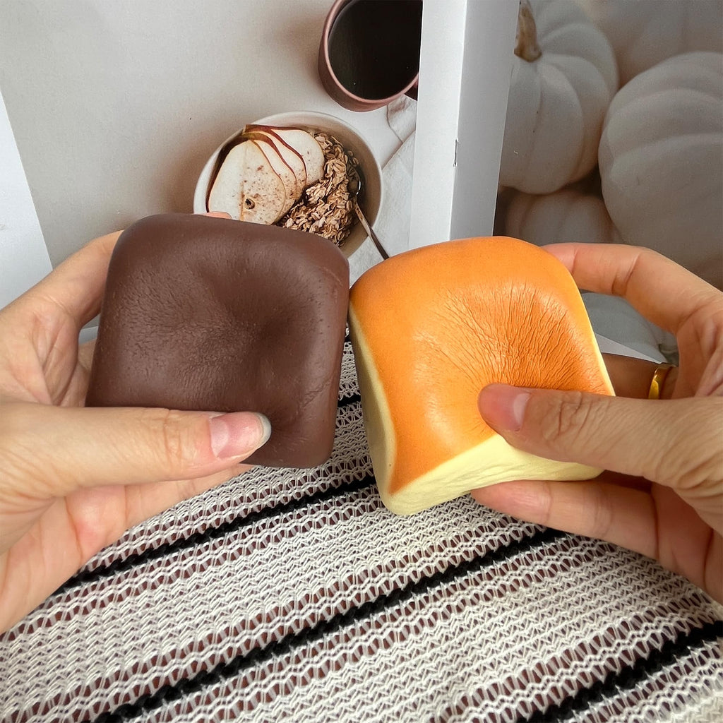 2Pack Slow Rising Squishy，Squishy Toy,Dumpling Stress Balls,Fidget Toy