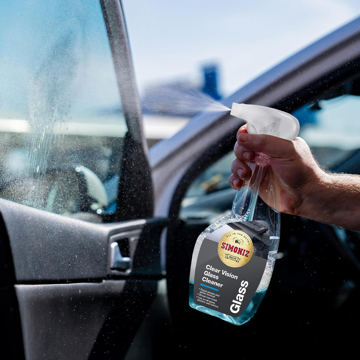 Simoniz Clear Vision Car Glass Cleaner Spray, Streak-Free Windscreen and Window Cleaning Solution, Rapid Action Formula for Improved Visibility, 500ml