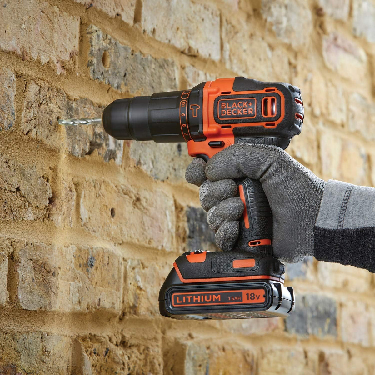 BLACK+DECKER 18 V Cordless 2-Gear Combi Drill with Kitbox and 2X 1.5 Ah Lithium Ion Batteries