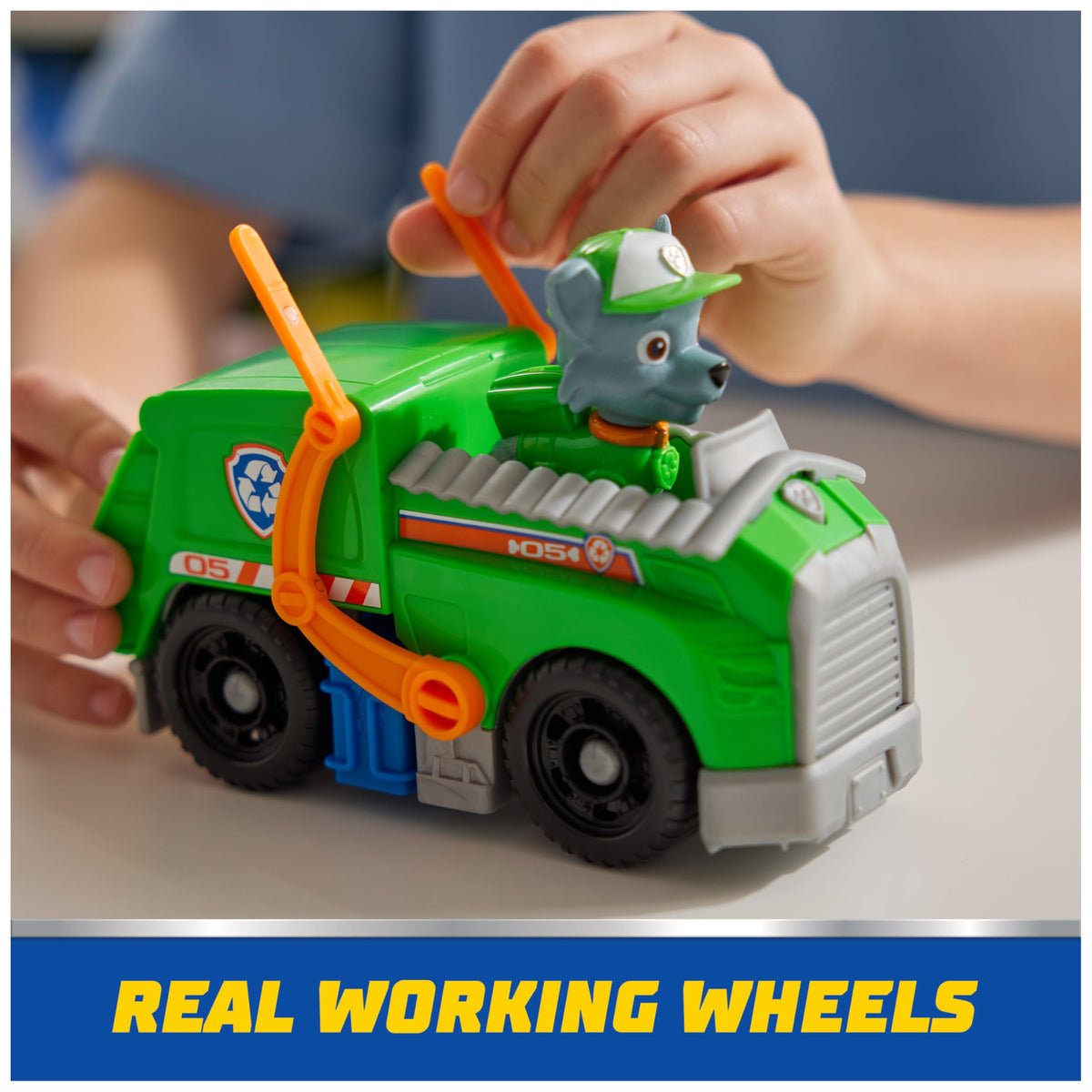 Paw Patrol, Skye’s Helicopter, Toy Vehicle with Collectible Action Figure